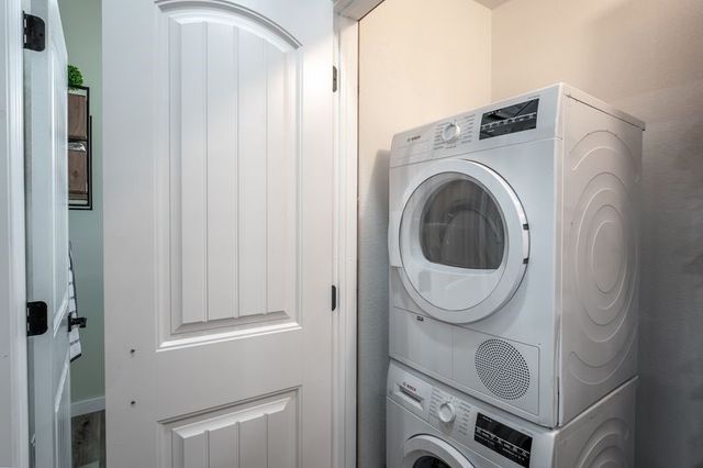 16103 Hickory Drive, Rogers, AR 72756