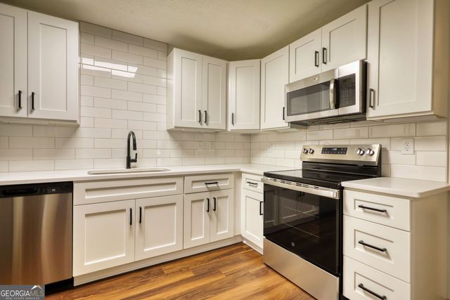 55 Dogwood Lane, Mcdonough, GA 30253