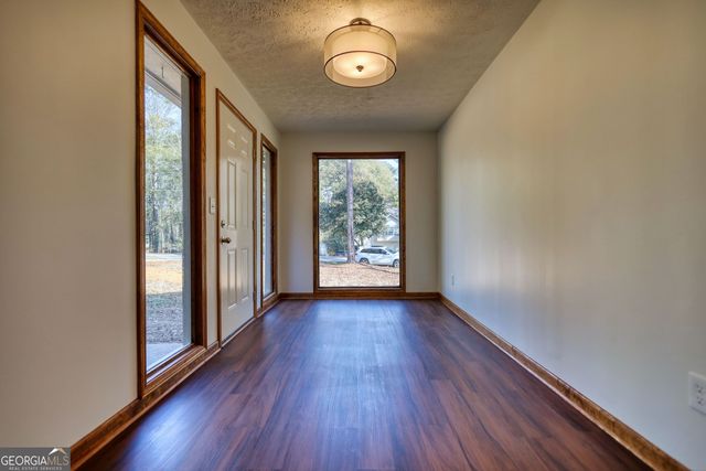 55 Dogwood Lane, Mcdonough, GA 30253