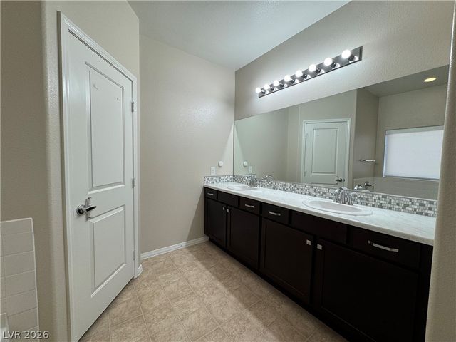 5145 Fiery Sky Ridge Street, Las Vegas, NV 89148