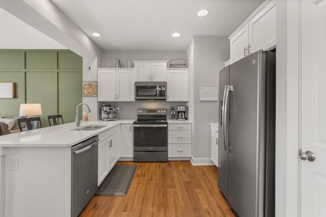 1216 SE Williams Court, Waukee, IA 50263