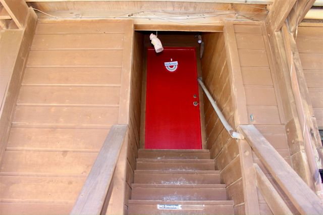 215 Redfish Drive, Freeport, TX 77541