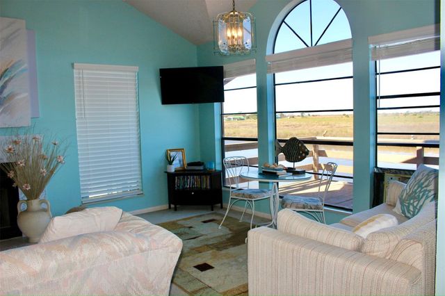 215 Redfish Drive, Freeport, TX 77541