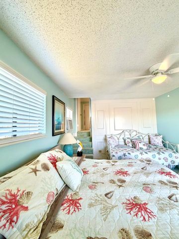 215 Redfish Drive, Freeport, TX 77541