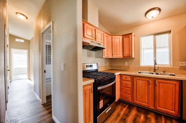 3643 Lost Hills Drive, Las Vegas, NV 89122