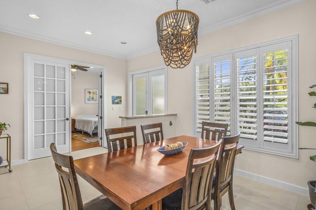 48 Lake Eden Drive, Boynton Beach, FL 33435