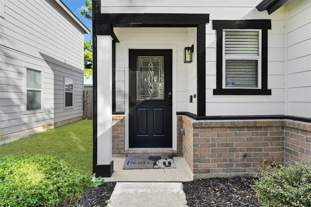 7910 Blue Wahoo Lane, Cypress, TX 77433