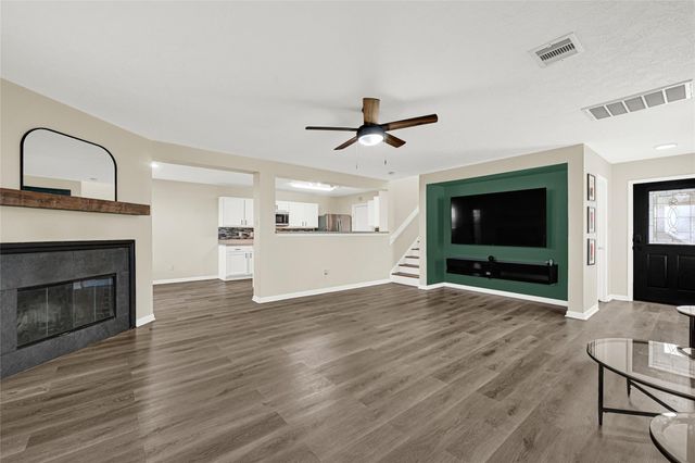 7910 Blue Wahoo Lane, Cypress, TX 77433