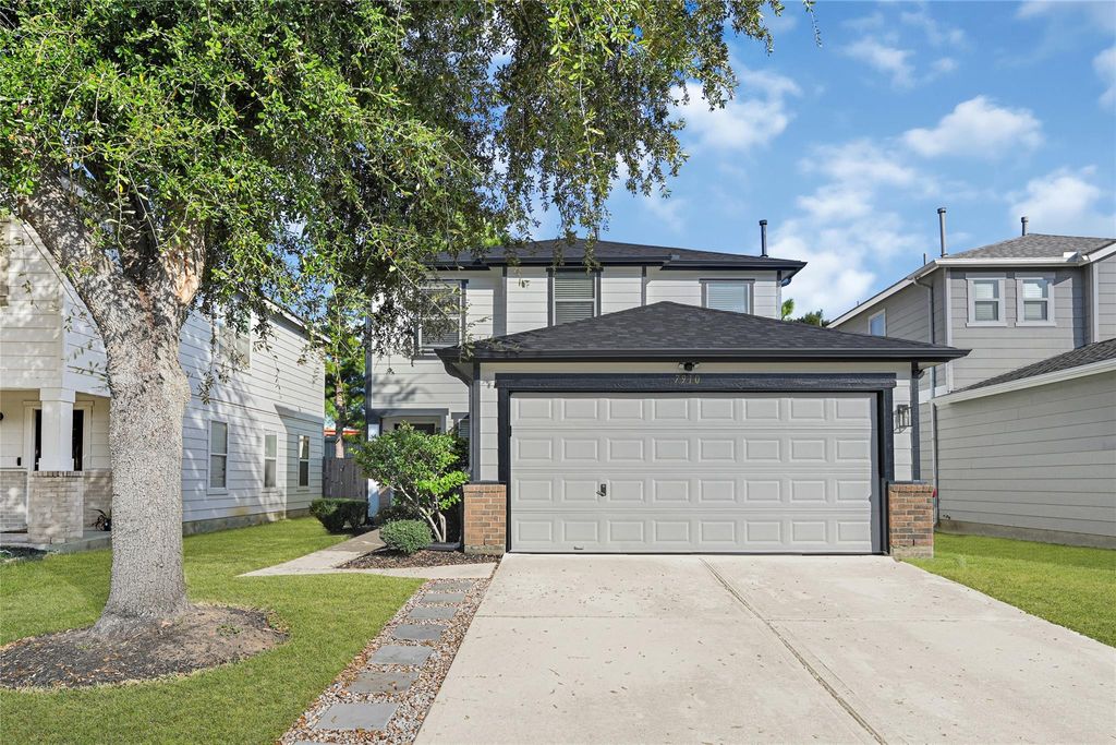 7910 Blue Wahoo Lane, Cypress, TX 77433