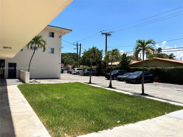 1014 Salzedo St 212, Coral Gables, FL 33134