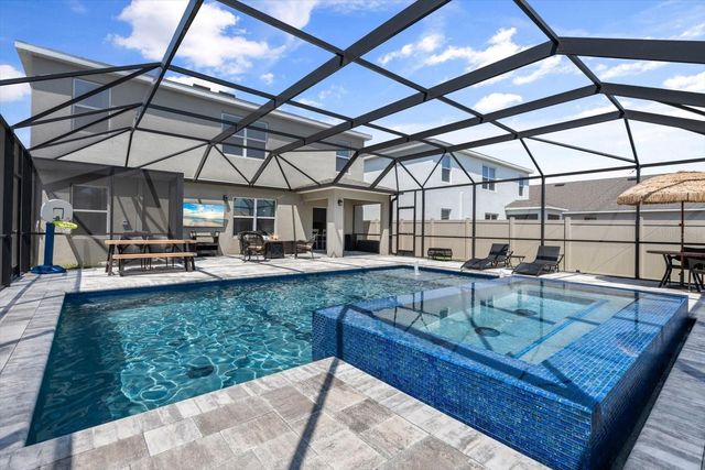 5117 SULTANA COVE, Bradenton, FL 34211