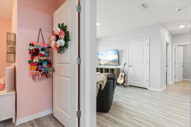 5117 SULTANA COVE, Bradenton, FL 34211