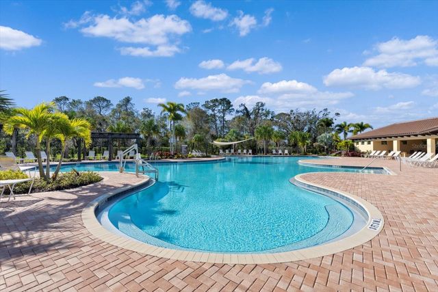 5117 SULTANA COVE, Bradenton, FL 34211