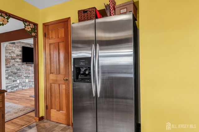 29 Holly Park Drive, South Plainfield, NJ 07080