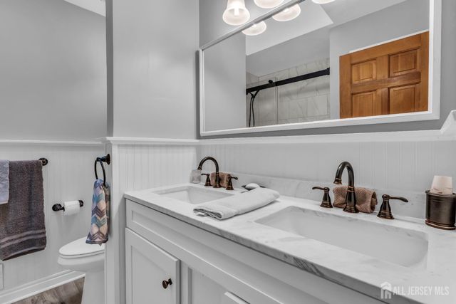 29 Holly Park Drive, South Plainfield, NJ 07080