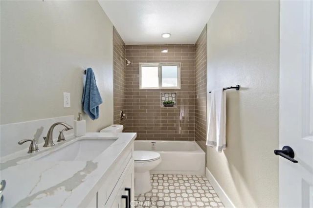 2822 E Puritan Place, Anaheim, CA 92806