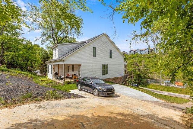 1150 Old Pineville Road, Chattanooga, TN 37405