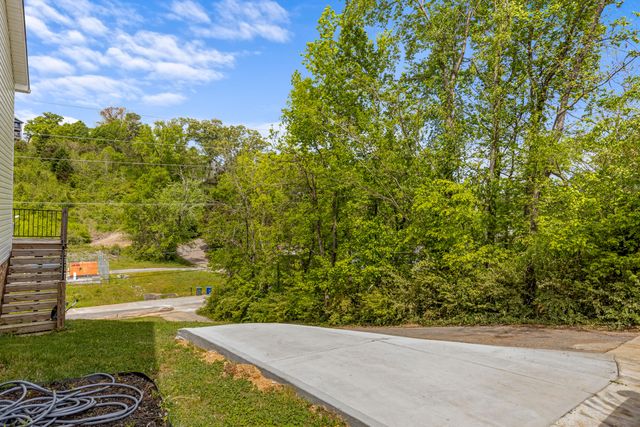 1150 Old Pineville Road, Chattanooga, TN 37405
