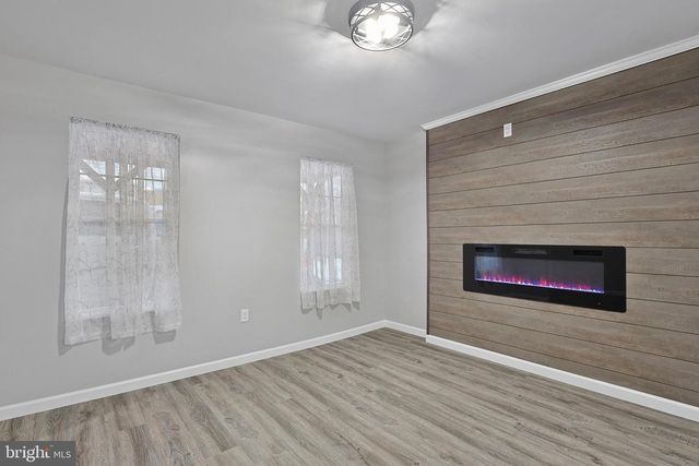 4 CHESTNUT ST, Frostburg, MD 21532