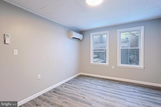 4 CHESTNUT ST, Frostburg, MD 21532