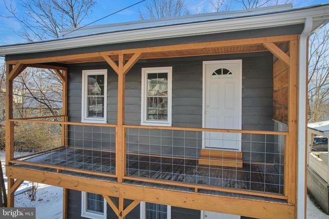 4 CHESTNUT ST, Frostburg, MD 21532