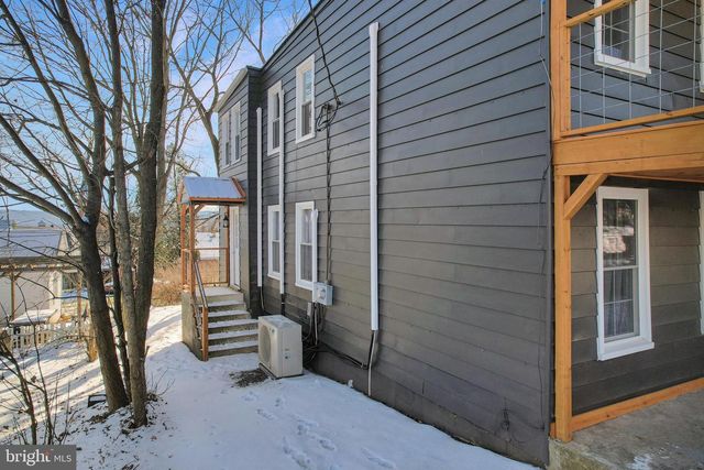 4 CHESTNUT ST, Frostburg, MD 21532