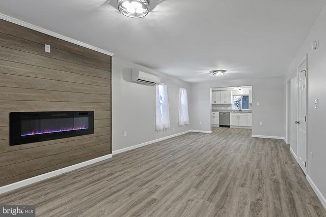 4 CHESTNUT ST, Frostburg, MD 21532