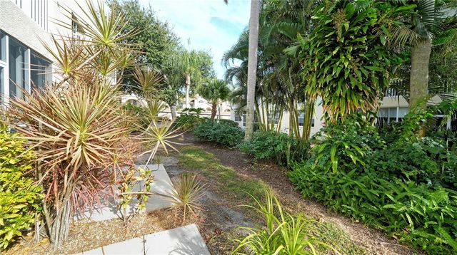 4250 PLAYERS PLACE 2612, Sarasota, FL 34238