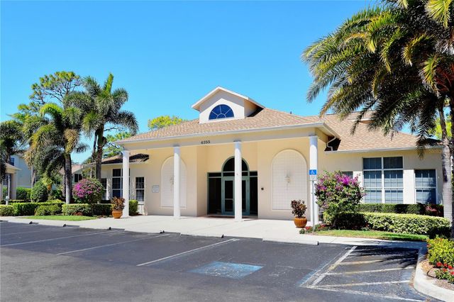 4250 PLAYERS PLACE 2612, Sarasota, FL 34238