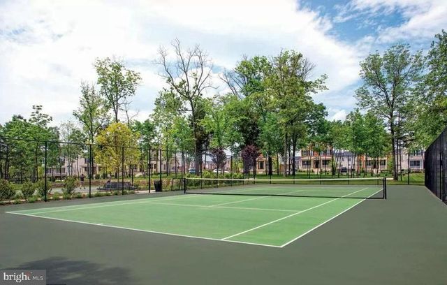 23109 DUNLOP HEIGHTS TER, Ashburn, VA 20148