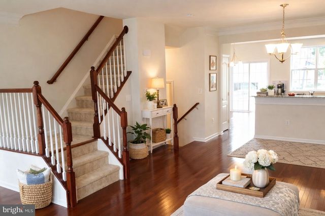 23109 DUNLOP HEIGHTS TER, Ashburn, VA 20148