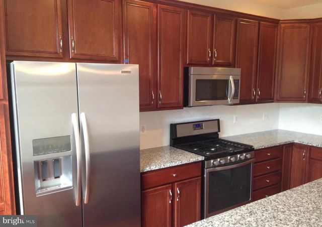 23109 DUNLOP HEIGHTS TER, Ashburn, VA 20148