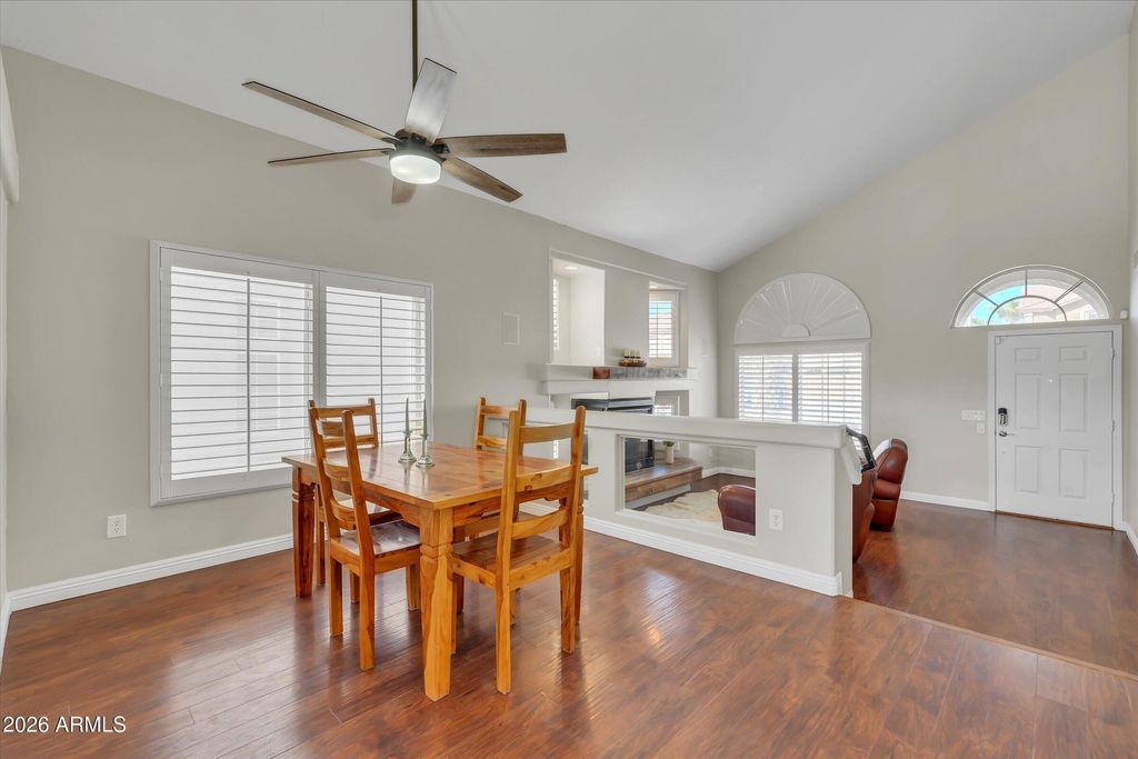Image 11 of property listing at 31656 N BLACKFOOT Drive, San Tan Valley, AZ 85143