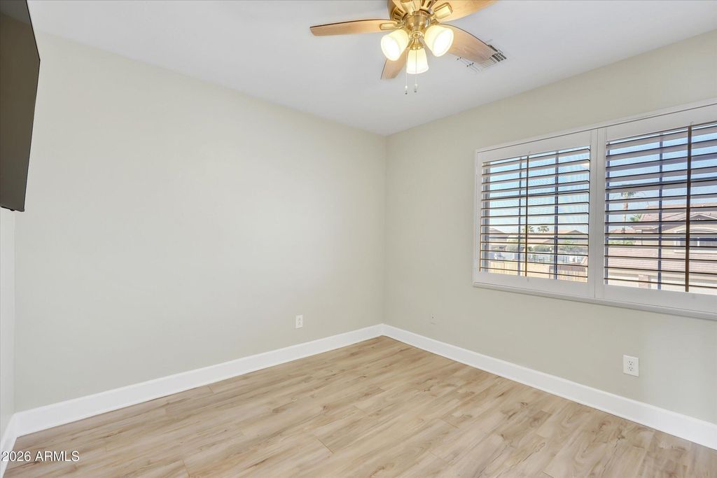 Image 36 of property listing at 31656 N BLACKFOOT Drive, San Tan Valley, AZ 85143