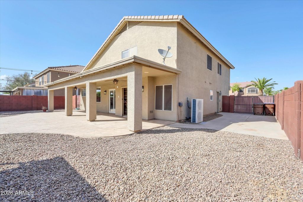 Image 47 of property listing at 31656 N BLACKFOOT Drive, San Tan Valley, AZ 85143