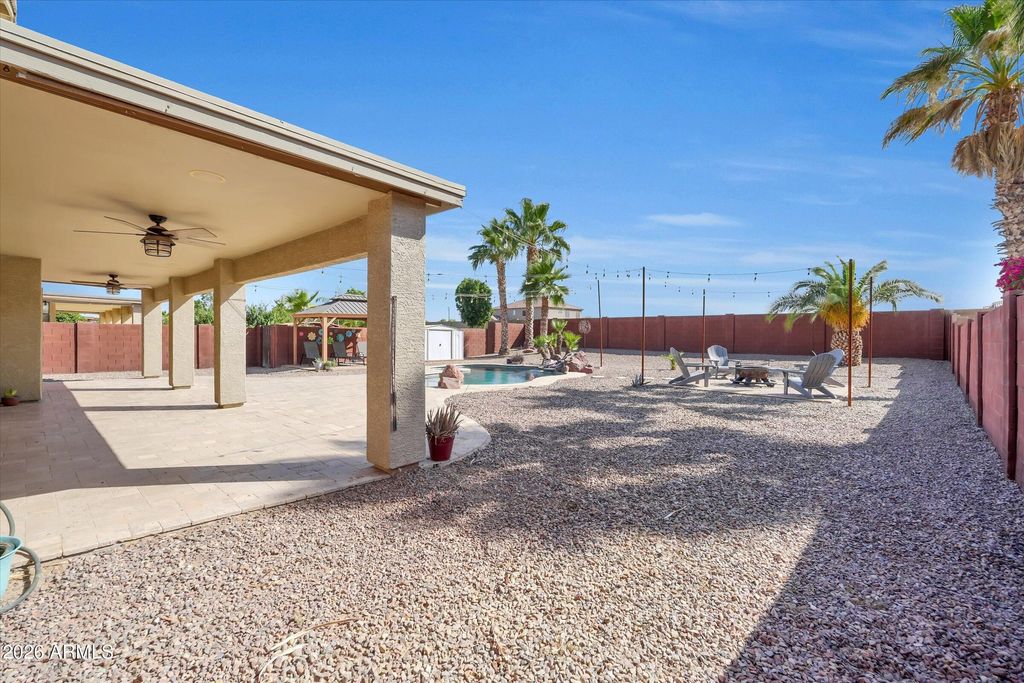 Image 49 of property listing at 31656 N BLACKFOOT Drive, San Tan Valley, AZ 85143
