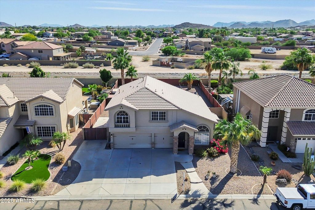Image 59 of property listing at 31656 N BLACKFOOT Drive, San Tan Valley, AZ 85143