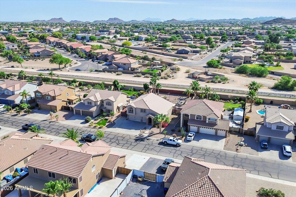 Image 62 of property listing at 31656 N BLACKFOOT Drive, San Tan Valley, AZ 85143