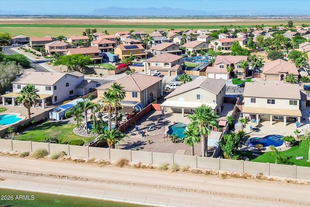 Image 69 of property listing at 31656 N BLACKFOOT Drive, San Tan Valley, AZ 85143