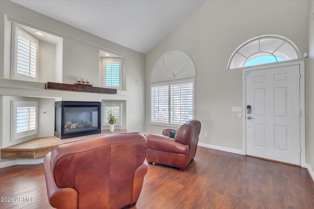 Image 7 of property listing at 31656 N BLACKFOOT Drive, San Tan Valley, AZ 85143