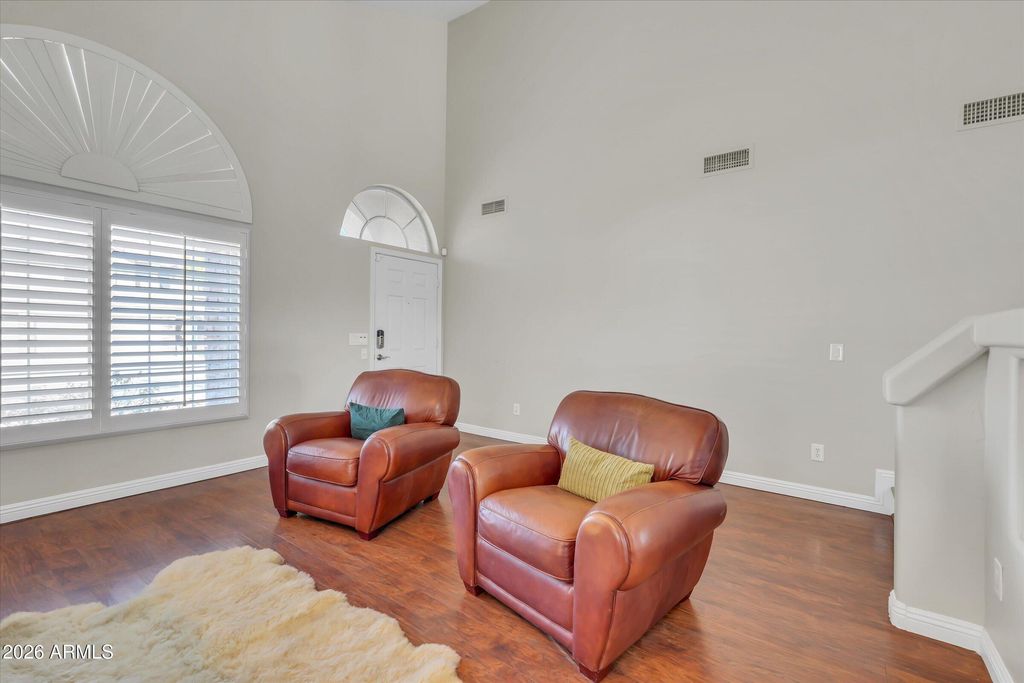 Image 9 of property listing at 31656 N BLACKFOOT Drive, San Tan Valley, AZ 85143