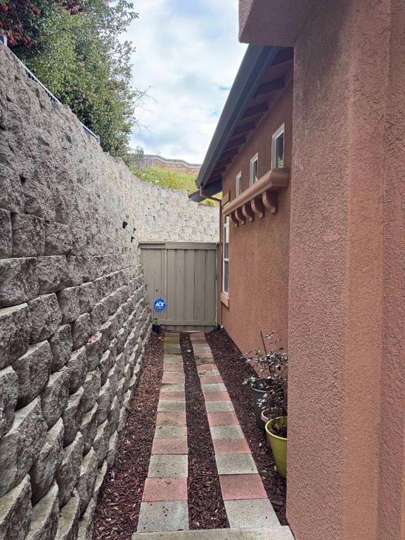 Image 26 of property listing at 7817 Caracena Court, Vallejo, CA 94591