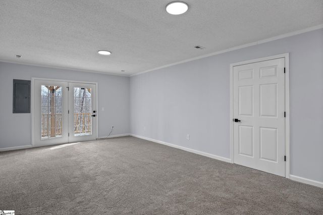 242 Hawk Lane, Fountain Inn, SC 29644