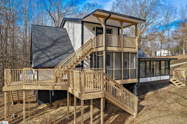 242 Hawk Lane, Fountain Inn, SC 29644