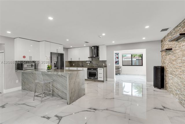 18731 SW 87th Ave, Cutler Bay, FL 33157