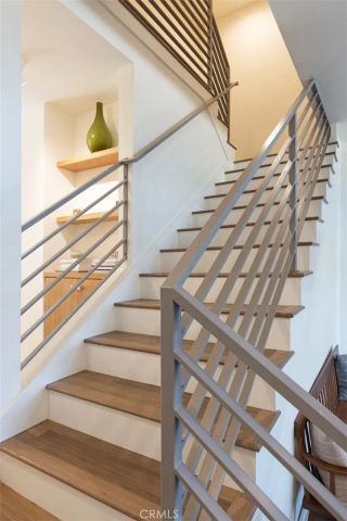 1030 Palo Verde Avenue, Long Beach, CA 90815