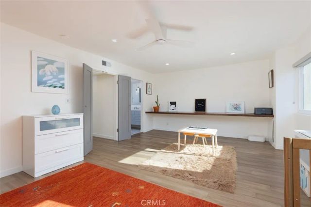 1030 Palo Verde Avenue, Long Beach, CA 90815