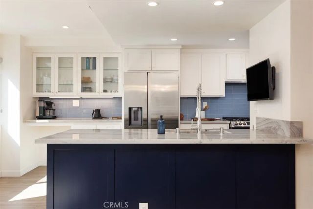 1030 Palo Verde Avenue, Long Beach, CA 90815