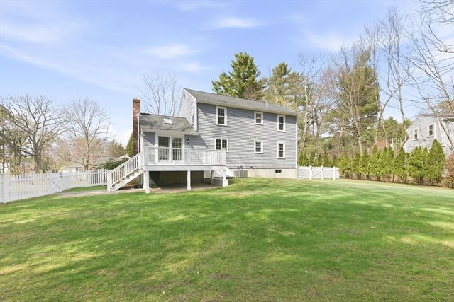 86 Alton Street, Walpole, MA 02081