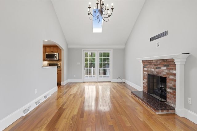 86 Alton Street, Walpole, MA 02081